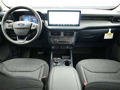 New 2025 Ford Maverick XLT w/ Black Appearance Package image 15