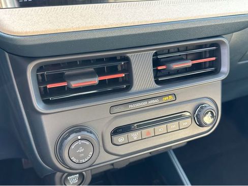 New 2026 Ford Maverick Lariat image 23