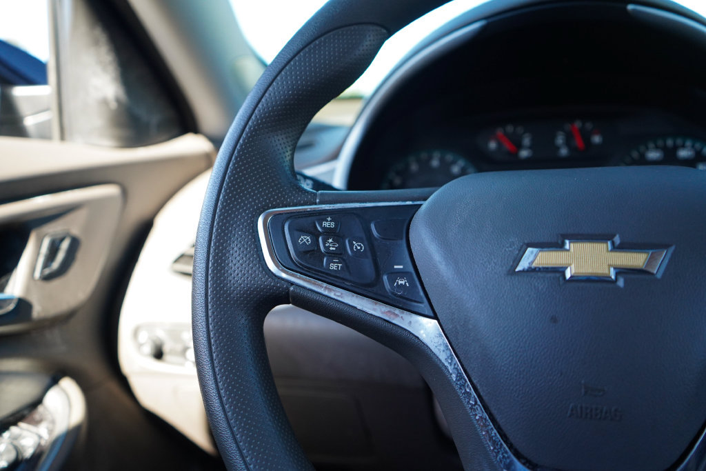 Used 2024 Chevrolet Malibu LT FWD image 32