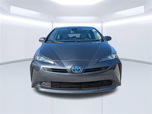 Used 2022 Toyota Prius LE image 7