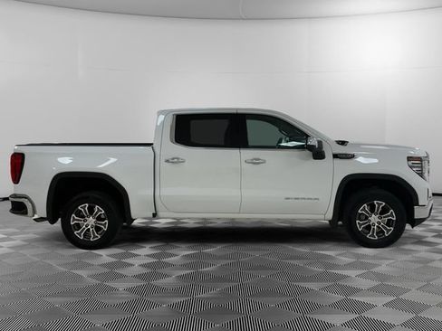 Used 2026 GMC Sierra 1500 SLT AWD/4WD image 6
