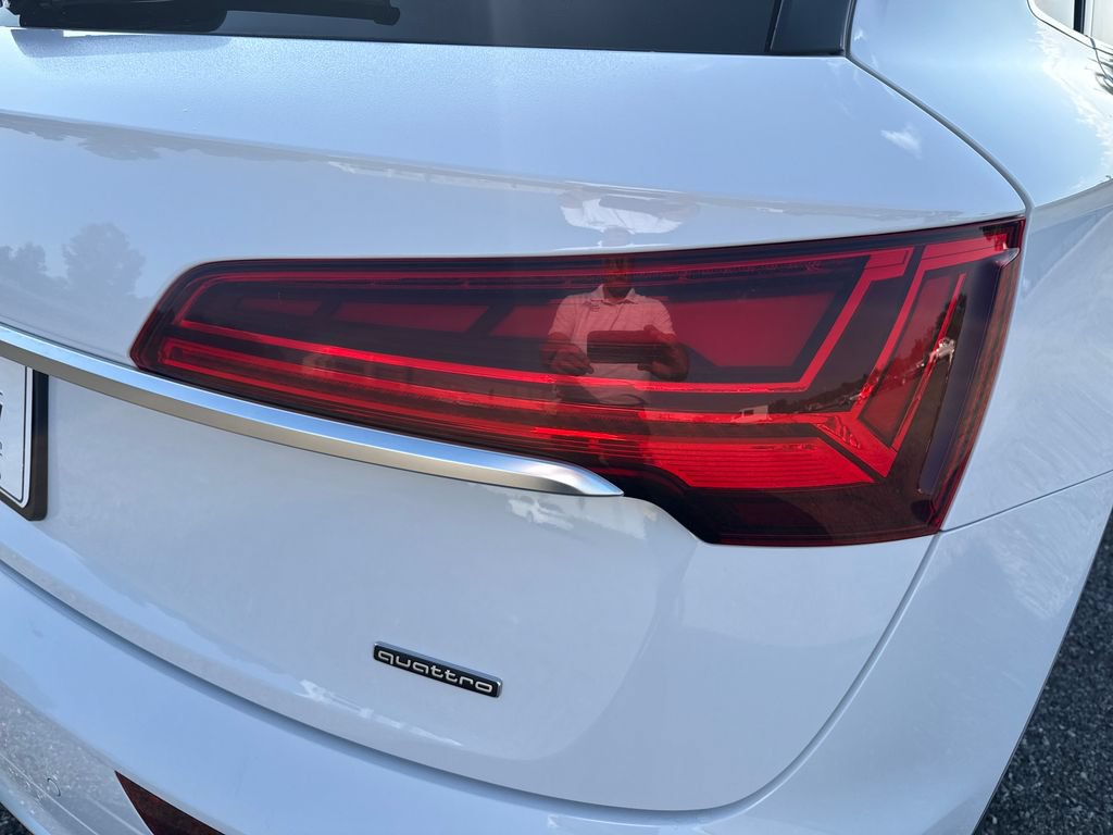 Used 2023 Audi Q5 2.0T Premium w/ Convenience Package AWD/4WD image 56