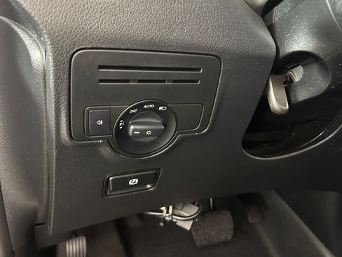 Used 2019 Mercedes-Benz Metris image 16