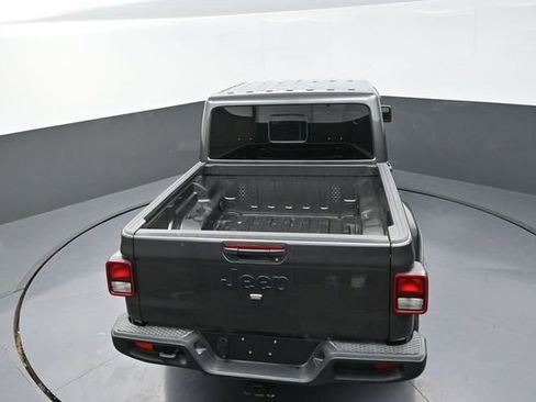 New 2025 Jeep Gladiator Sport w/ Premium Package AWD/4WD image 17