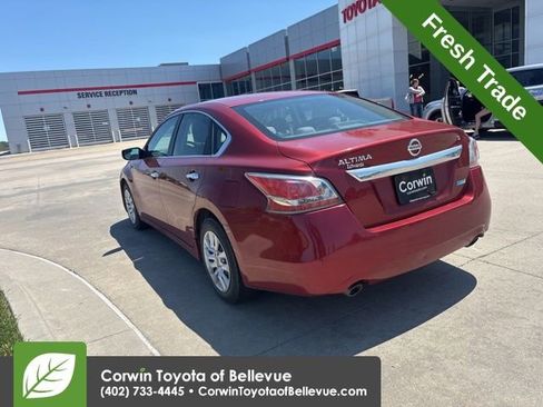 Used 2014 Nissan Altima 2.5 S FWD image 6