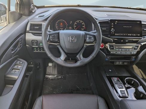 New 2026 Honda Ridgeline Black Edition image 16