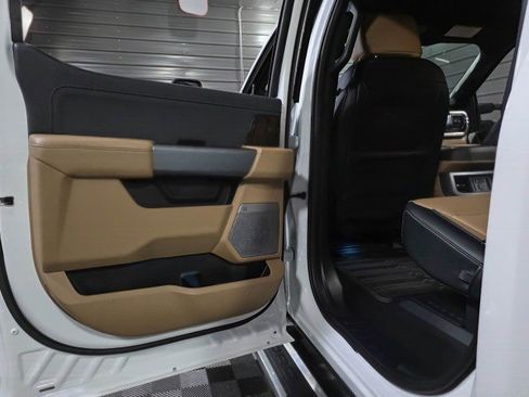 Used 2024 Ford F350 Lariat w/ Chrome Package image 36