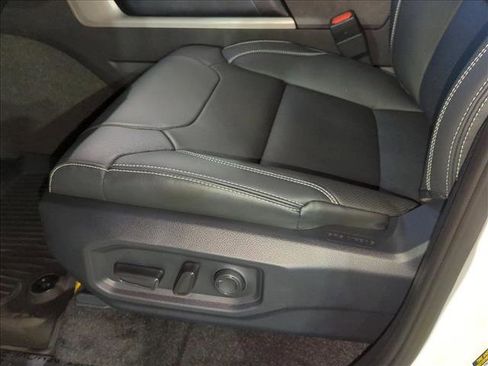 New 2026 Toyota Tundra SR5 image 4