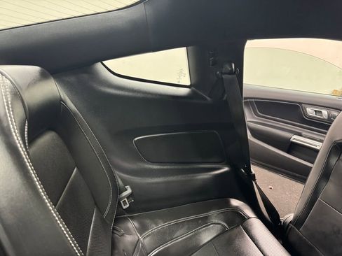 Used 2021 Ford Mustang GT Premium w/ Equipment Group 401A image 11