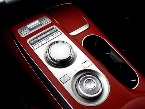 Used 2023 Genesis GV70 2.5T w/ Sport Prestige Package image 16