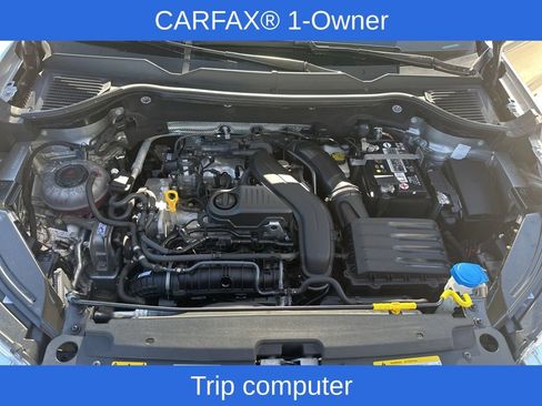 Used 2023 Volkswagen Taos SEL image 28