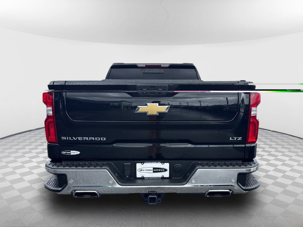 Used 2022 Chevrolet Silverado 1500 LTZ w/ LTZ Premium Package AWD/4WD image 7
