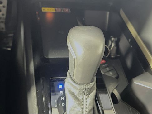 Used 2025 Toyota Camry XSE FWD image 24