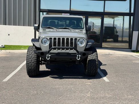 Used 2020 Jeep Gladiator Sport w/ Quick Order Package 24S AWD/4WD image 14