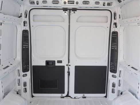 New 2026 RAM ProMaster 1500 w/ Convenience Group image 15