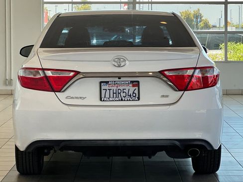 Certified 2016 Toyota Camry SE w/ Protection Package (Q1) FWD image 5