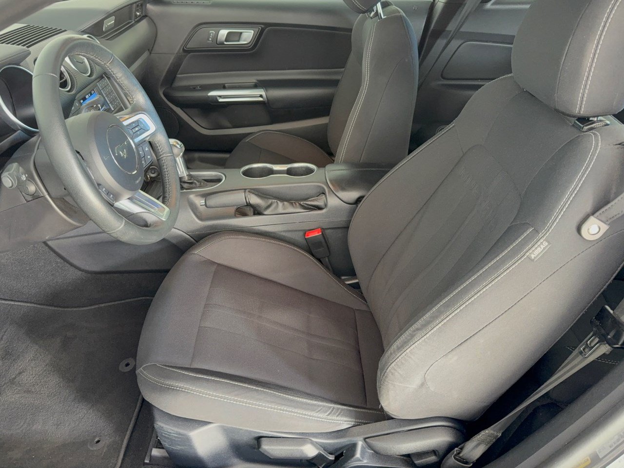 Used 2021 Ford Mustang Coupe RWD image 5