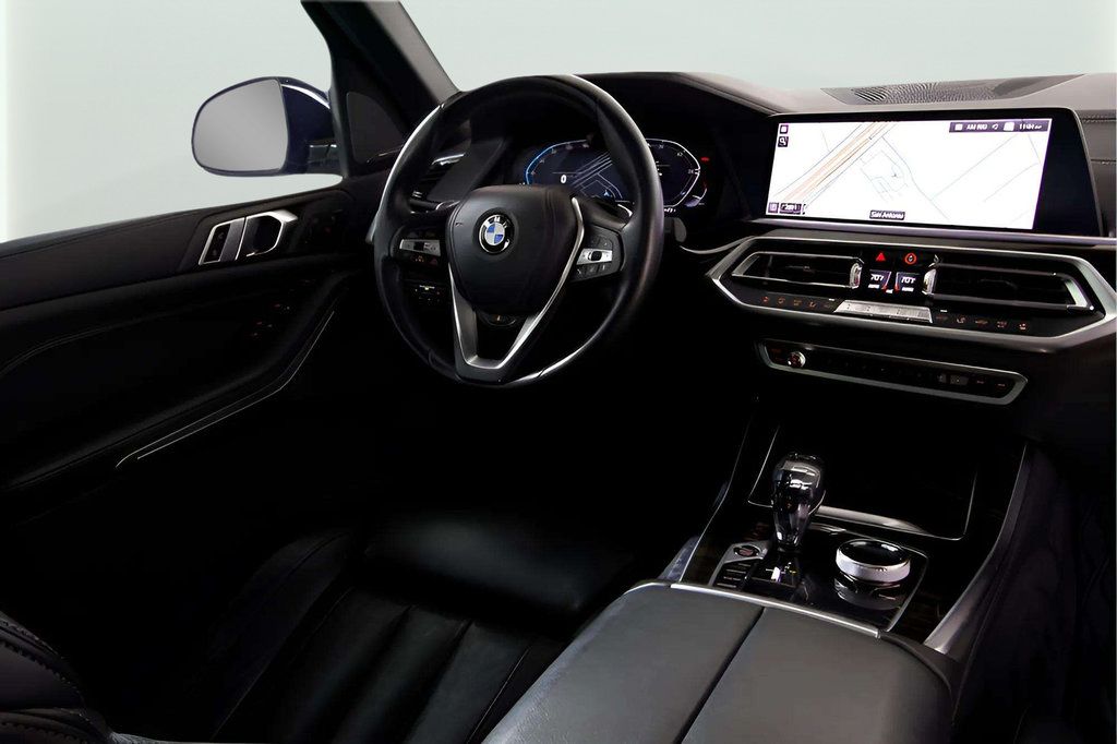Used 2019 BMW X5 xDrive50i AWD/4WD image 17