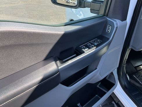 Used 2023 Ford F350 XLT w/ Camper Package AWD/4WD image 12