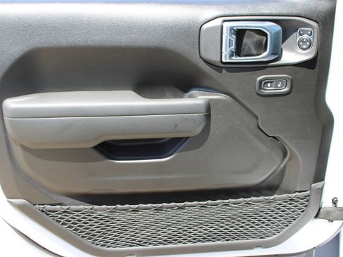 New 2026 Jeep Gladiator Sport AWD/4WD image 29