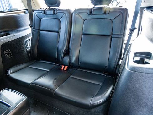 Used 2021 Lincoln Aviator Reserve w/ Equipment Group 210A image 29