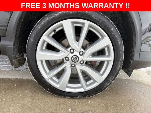 Used 2019 Nissan Rogue Sport SL w/ Premium Package image 10