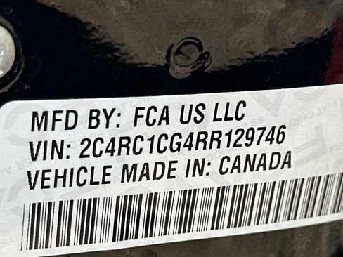 Used 2024 Chrysler Voyager LX image 31