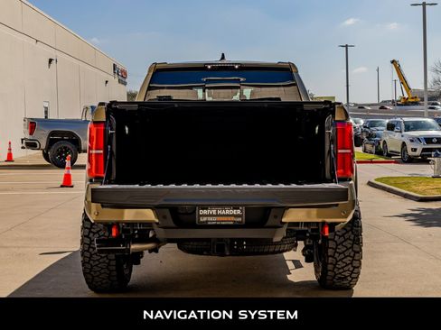 Used 2025 Toyota Tacoma TRD Off-Road w/ TRD Off Road Upgrade Package image 9