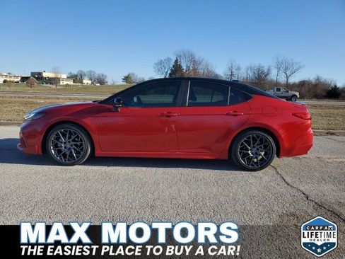 Used 2025 Toyota Camry XSE image 7