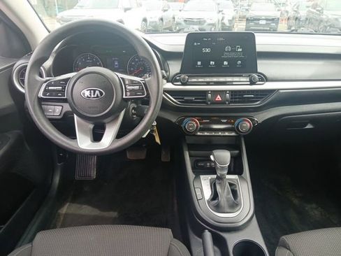 Used 2019 Kia Forte LXS FWD image 8