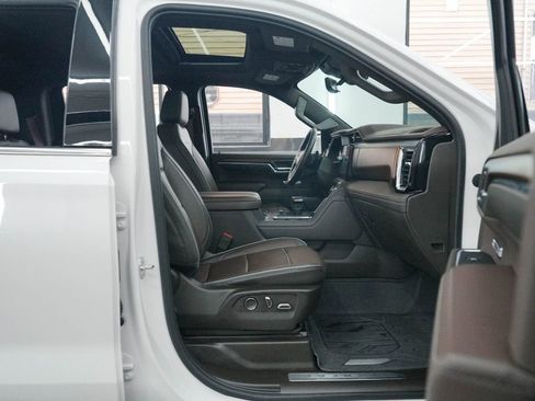 Used 2024 GMC Sierra 1500 Denali w/ Denali Reserve Package AWD/4WD image 33
