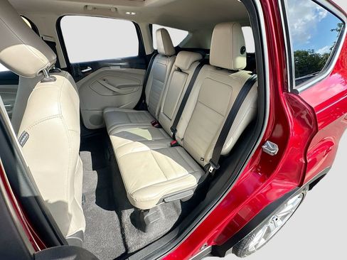 Used 2019 Ford Escape Titanium FWD image 25