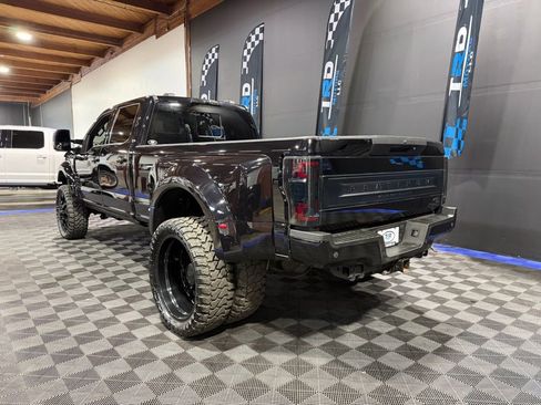 Used 2021 Ford F450 Platinum w/ Camper Package image 3