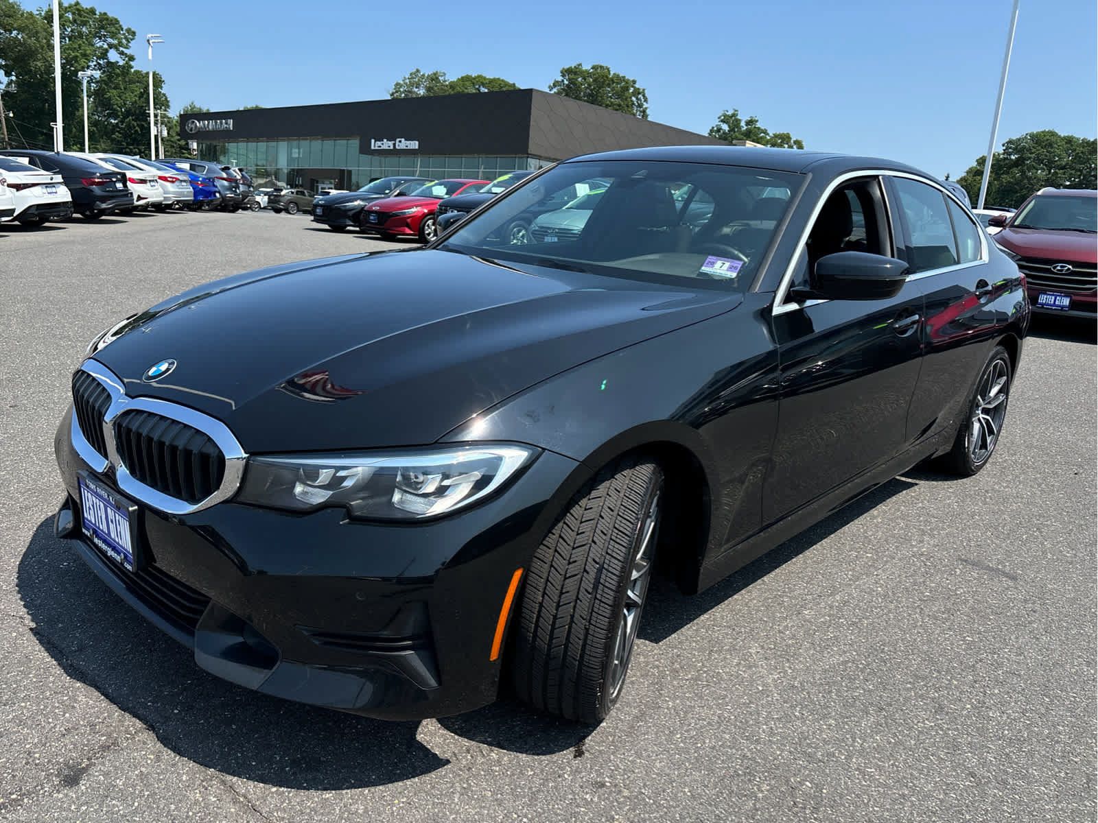 Used 2019 BMW 330i xDrive Sedan w/ Driving Assistance Package AWD/4WD image 4