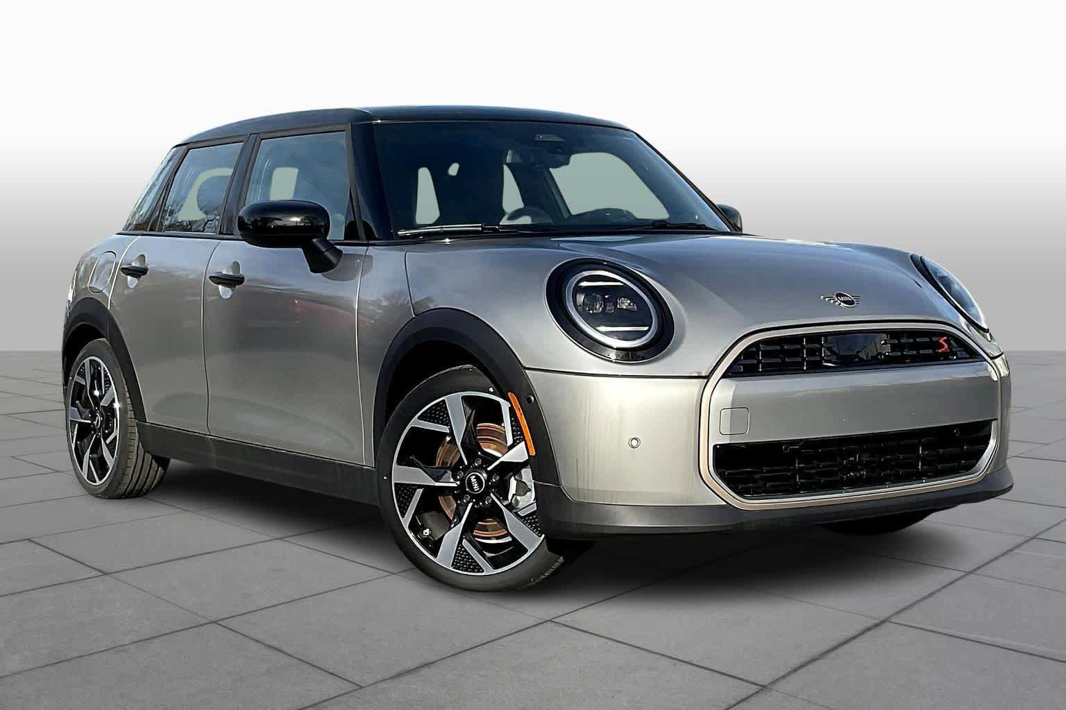 Used 2025 MINI Cooper S FWD image 2