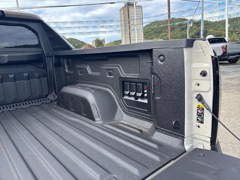 New 2026 Chevrolet Silverado EV Trail Boss w/ Premium Package image 44