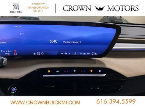 Used 2025 Buick Enclave Preferred w/ LPO, Floor Liner Package image 22