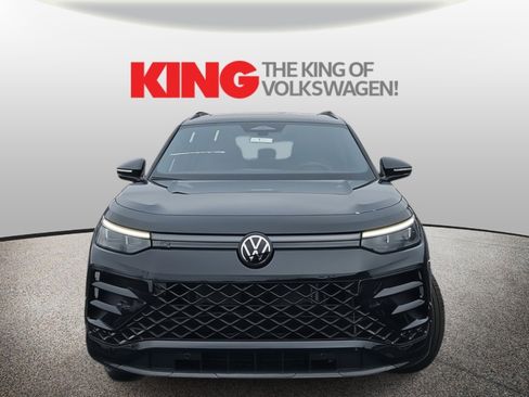 New 2026 Volkswagen Tiguan SE R-Line image 9