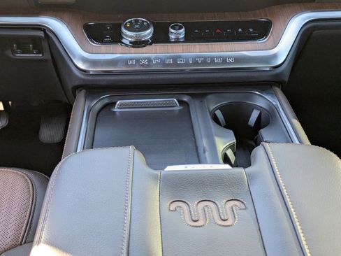 New 2025 Ford Expedition King Ranch image 30