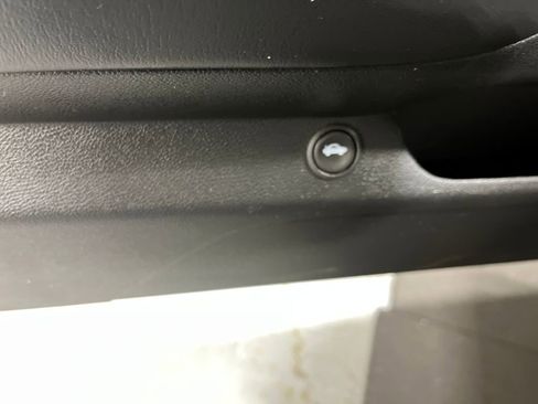 Used 2010 Chevrolet Camaro LT image 11