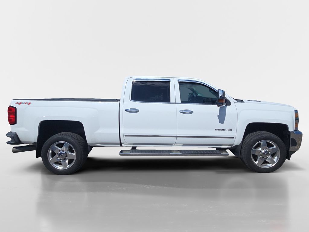 Used 2015 Chevrolet Silverado 2500 LTZ AWD/4WD image 7
