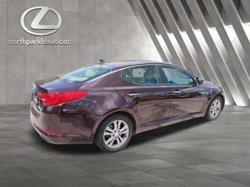 Used 2013 Kia Optima LX FWD image 6