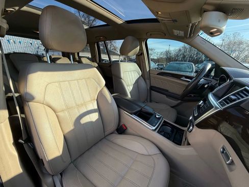 Used 2015 Mercedes-Benz GL 450 4MATIC image 52