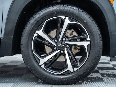 Used 2021 Chevrolet TrailBlazer RS w/ Convenience Package FWD image 18