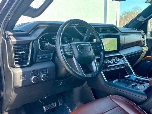 Certified 2024 GMC Sierra 2500 Denali Ultimate image 15