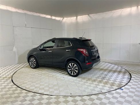 Used 2022 Buick Encore Preferred w/ Safety Package image 19