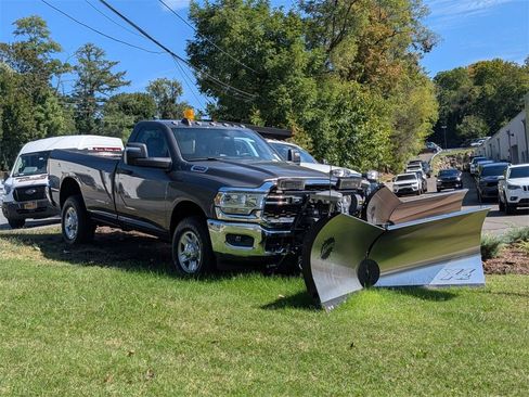New 2023 RAM 2500 Tradesman image 3