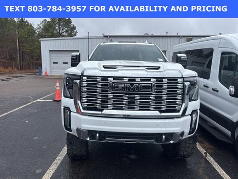 Used 2024 GMC Sierra 2500 Denali w/ Denali Reserve Package image 2