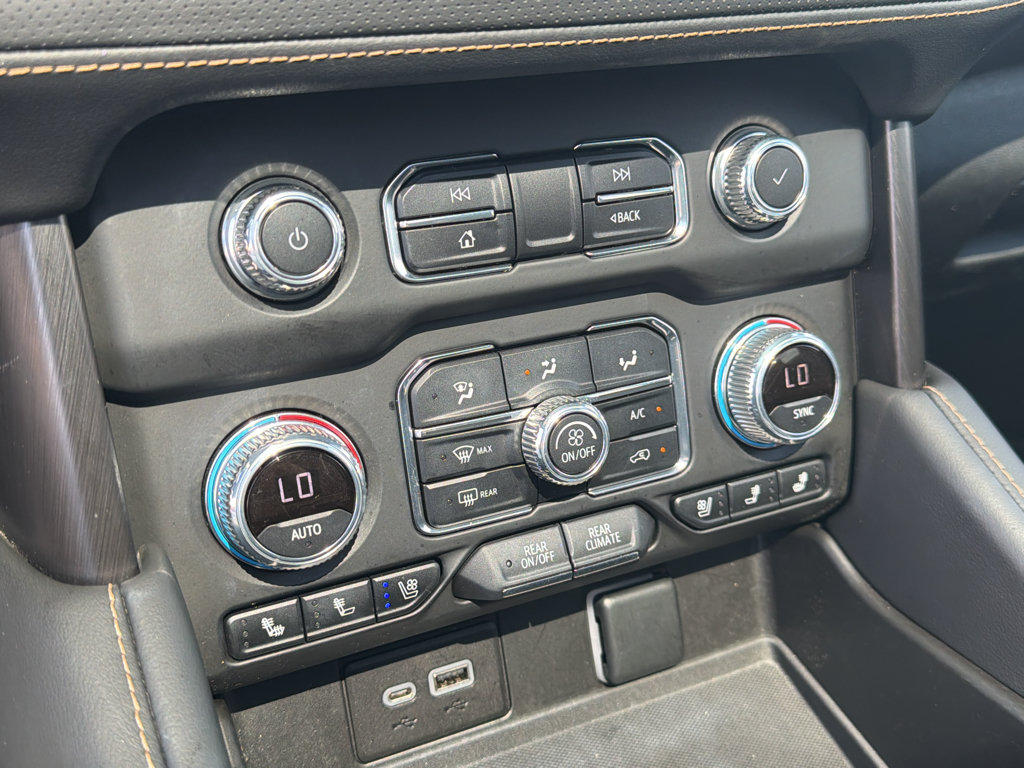 Used 2023 GMC Yukon AT4 AWD/4WD image 24
