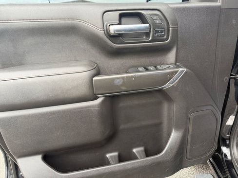 Used 2021 GMC Sierra 1500 AT4 AWD/4WD image 16